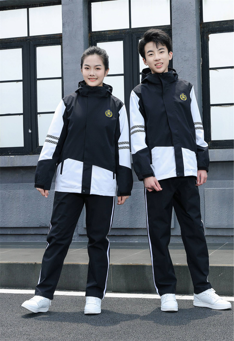 校服